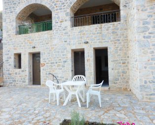 Aedon & Itylos Seaside Studios Karavostasi Oitylo