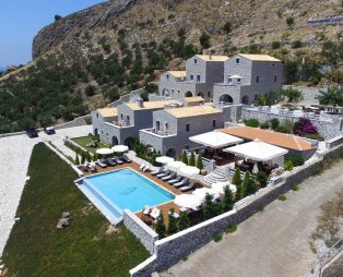 Εn Plo Luxury Suites
