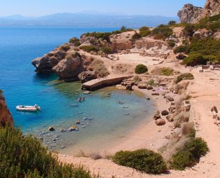 5 ωραίες μονοήμερες εκδρομές για να πιάσετε τον Μάη