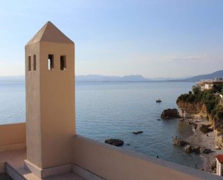 Avia Holiday Homes