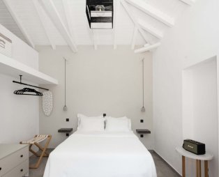Calme Suites Mani
