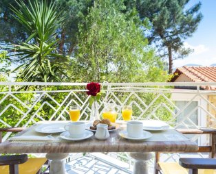 Irida Beach Resort Suites