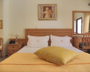 Irida Beach Resort Suites