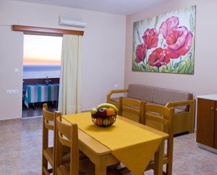 Margarita Studios & Apartments