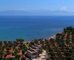Meli Seaside Villas