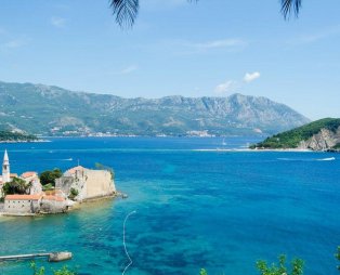 Forbes: Μία ελληνική παραλία ανάμεσα στις 9 ομορφότερες της Ευρώπης
