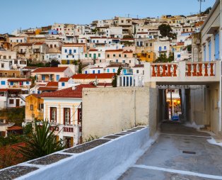 Τζια: Το νησί με τα δύο ονόματα και την άγρια ομορφιά