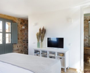 Eleanthi Residence