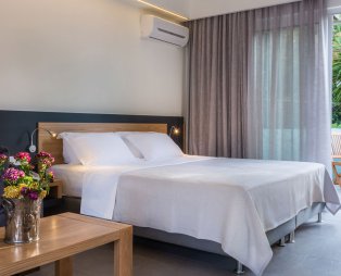 Forum Suites