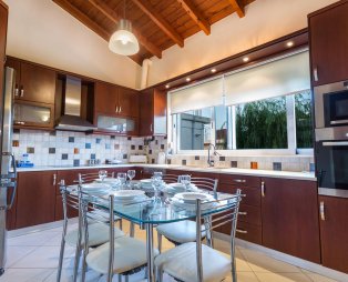 Ecosy Villa