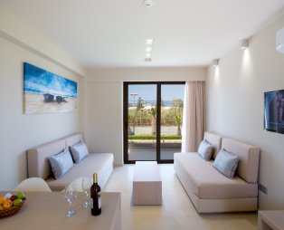 Marinos Beach Hotel-Apartments