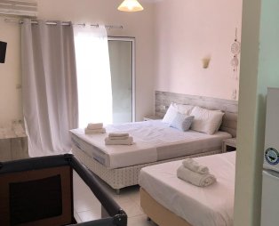 Iason Apartments