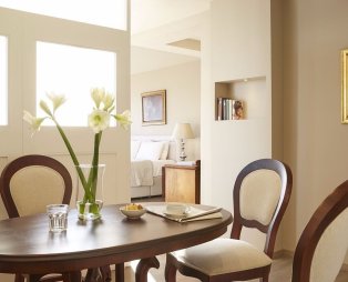 Mayor Mon Repos Palace Art Hotel: Εμπνευσμένη πολυτέλεια μιας άλλης εποχής