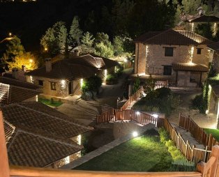 Πλειάδων Γη Mountain Resort & Spa: Ένα πολυτελές καταφύγιο στα Τρίκαλα Κορινθίας