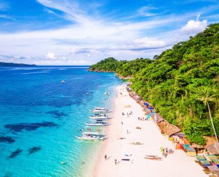 Conde Nast Traveler: Αυτό είναι το ελληνικό νησί με τις καλύτερες παραλίες του κόσμου