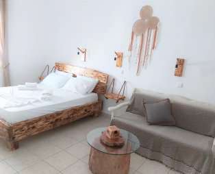 Onar Syros - Rustic Rooms