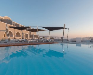 Caldera's Dolphin Suites