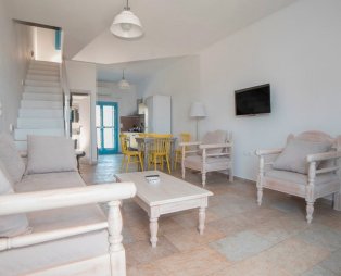 Almyra Guesthouses