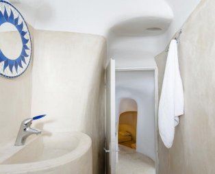 Cave Agapi Santorini