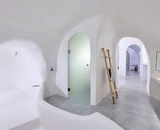 Cave Suite Oia