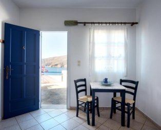 Erisimo Apartments