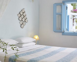 Folegandros Apartments
