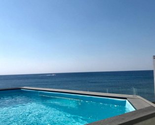 Sublime Villa & Caves