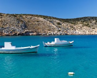 Ηρακλειά: Το ησυχαστήριο των Κυκλάδων