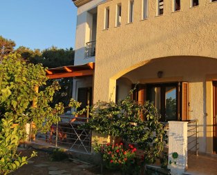 Anemi Apartments