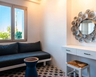 Milia Gi Suites
