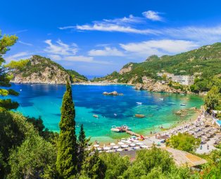 Travel+Leisure: Eλληνικό το καλύτερο νησί στην Ευρώπη για το 2020
