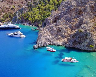 Σύμη: Έρωτας με την πρώτη ματιά