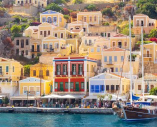 Σύμη: Έρωτας με την πρώτη ματιά