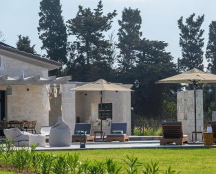 The Luxury Villas: Φιλοξενία υψηλών προδιαγραφών στην Πρέβεζα