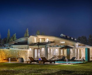 The Luxury Villas: Φιλοξενία υψηλών προδιαγραφών στην Πρέβεζα