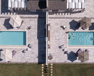 The Luxury Villas: Φιλοξενία υψηλών προδιαγραφών στην Πρέβεζα