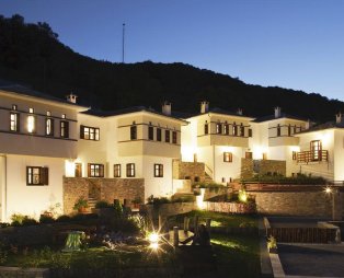 12 Months Luxury Resort