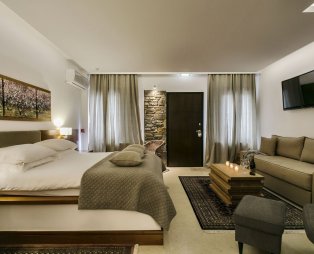 12 Months Luxury Resort