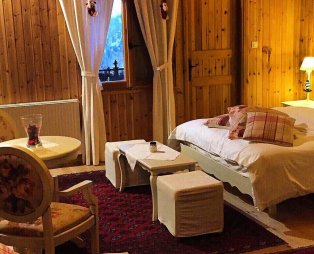 Aithra Boutique Hotel