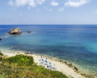Δύο «κρυφές» ελληνικές παραλίες στις top 10 της Ευρώπης