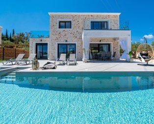 Diosas Luxury Villas
