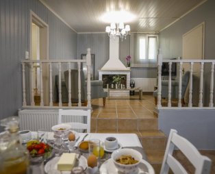 Liostasi Maison Provencale
