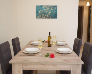 Marina's Apartments