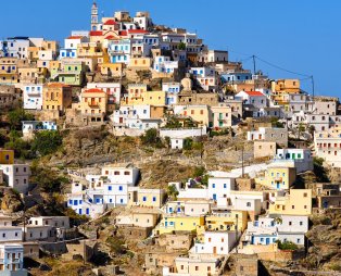 Το απομονωμένο χωριό του Αιγαίου όπου σταμάτησε ο χρόνος