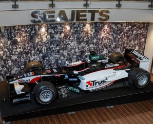 Η γνήσια Minardi του Jos Verstappen κάνει βόλτες στο Αιγαίο! (pics & vids)