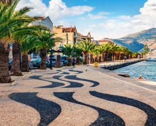  Το λιμάνι του Αργοστολίου (πηγή: Shutterstock)