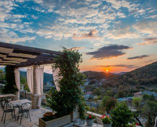 Pirrion Wellness Boutique Hotel