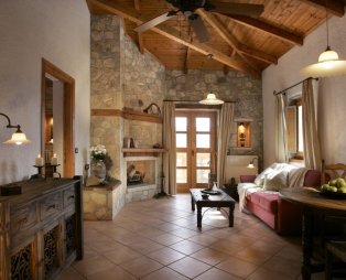 Abeliona Retreat: A unique relaxation destination in the heart of the Peloponnese