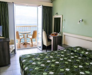 Oasis Hotel