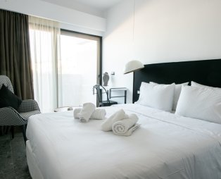 Kalypso Suites Hotel